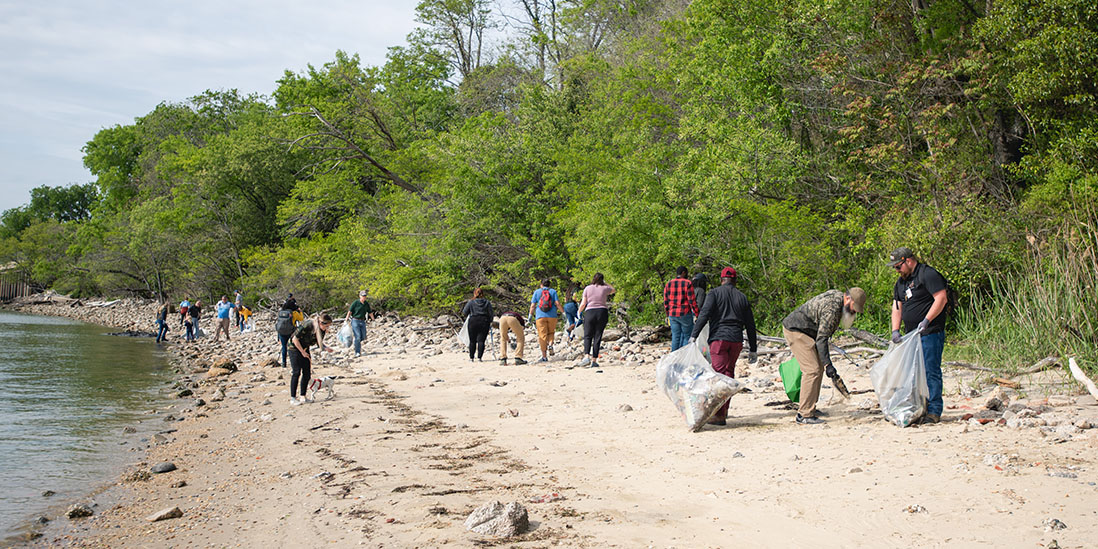 22A-0226-Shipbuilders Celebrate Earth Day