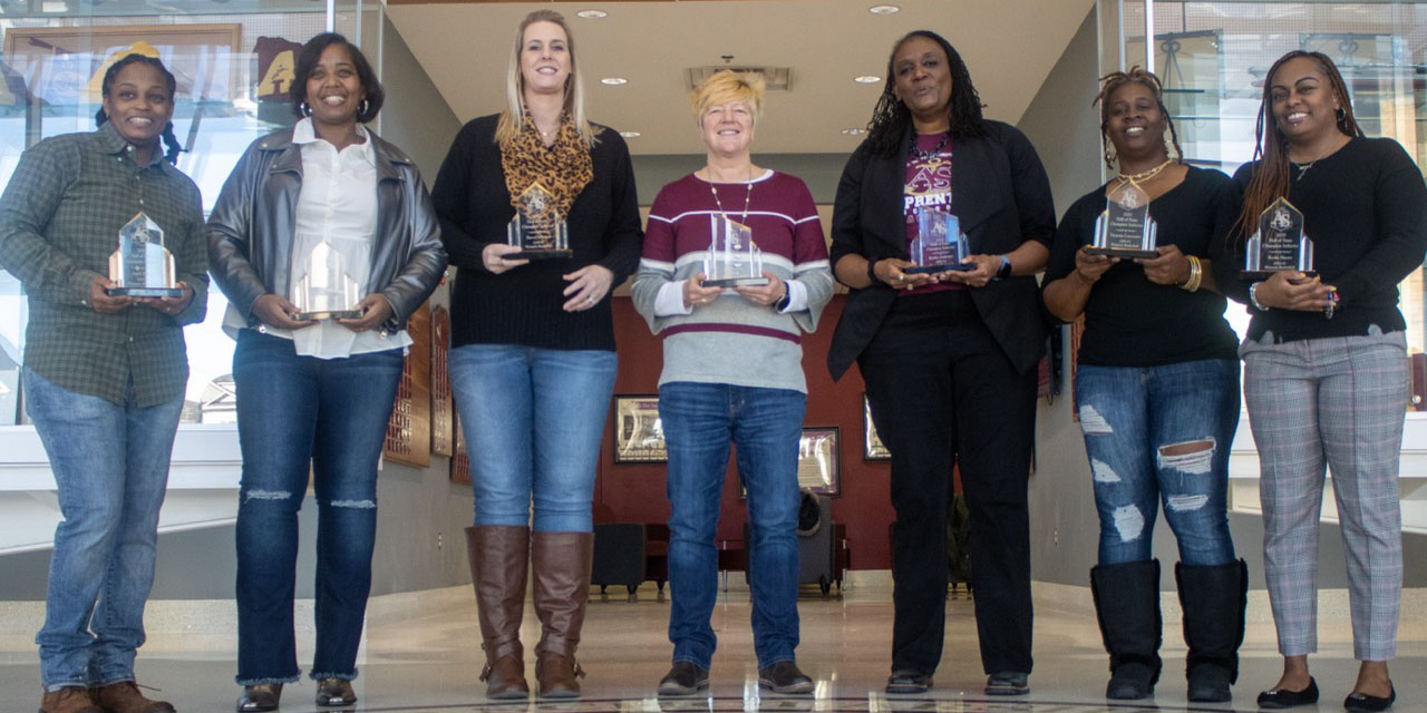 WBB HoF-crop